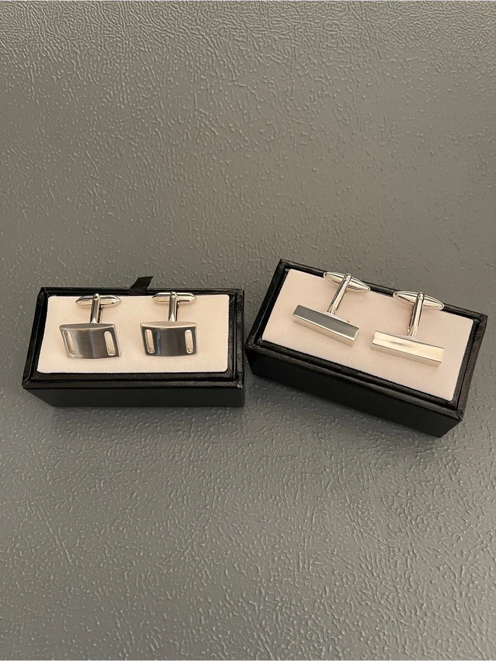 2 Pairs Cufflink Set - Brand New